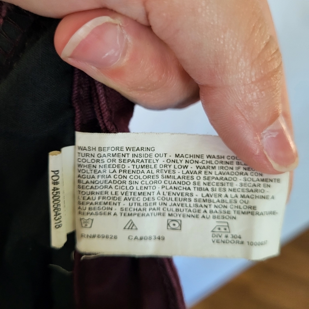 Bandolino Womens 12 Maroon Jeans Carloine Fit - Picture 8 of 8